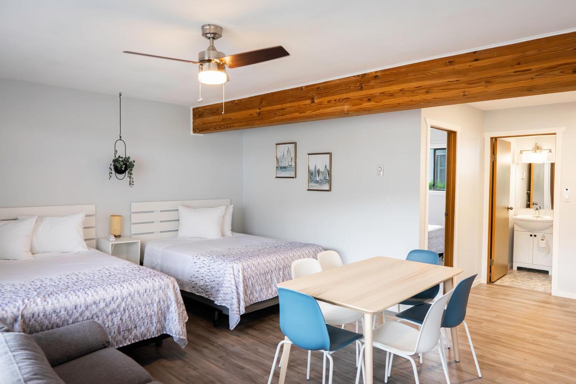 Poplars Motel On The Lake Osoyoos Ngoại thất bức ảnh